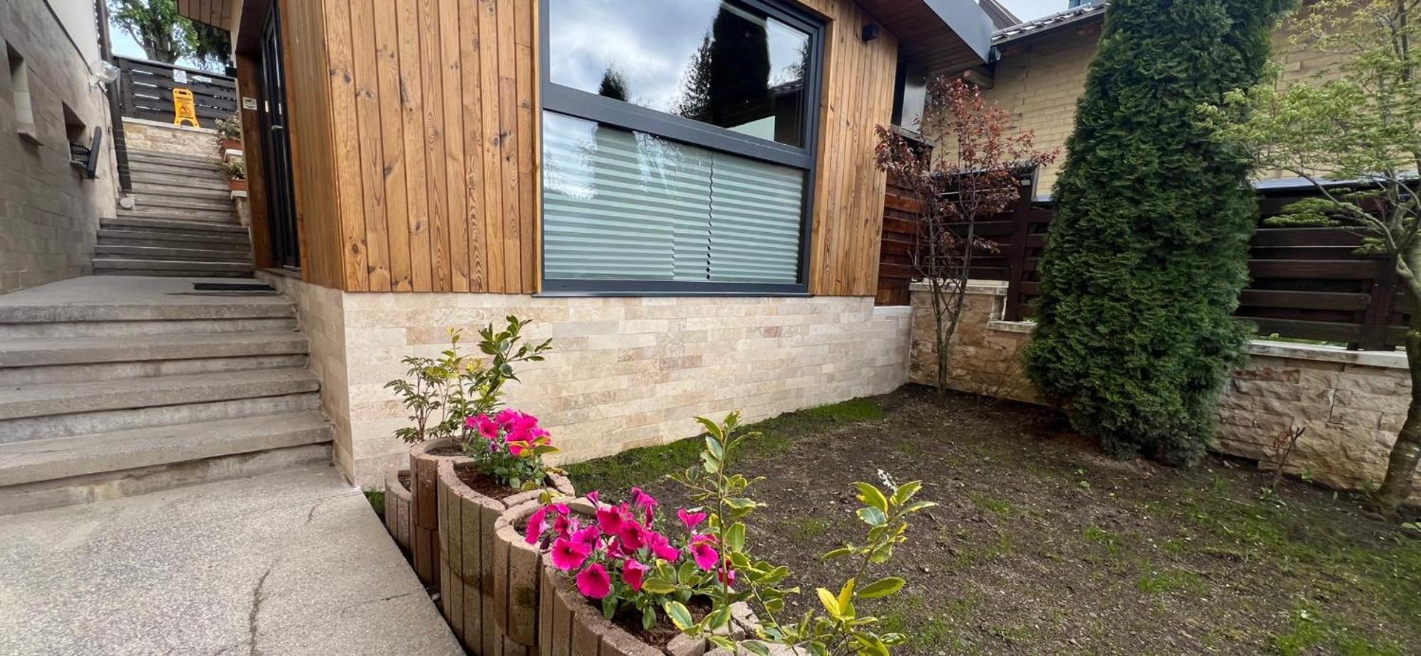 Garden * Predeal
